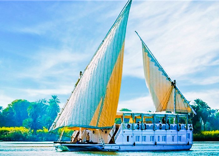 Amoura Dahabiya Nile Cruise 1